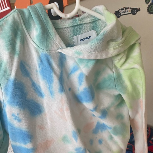 Old Navy Gender Neutral Tie Dye Hoodie - Picture 3 of 3